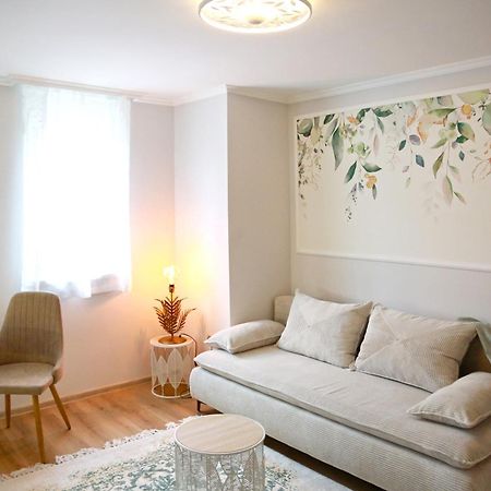 Ferienwohnung Mi Casa Plantas Mosonmagyaróvár Exterior foto